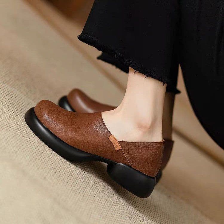 ZELEDA Round Toe Platform - Image 2