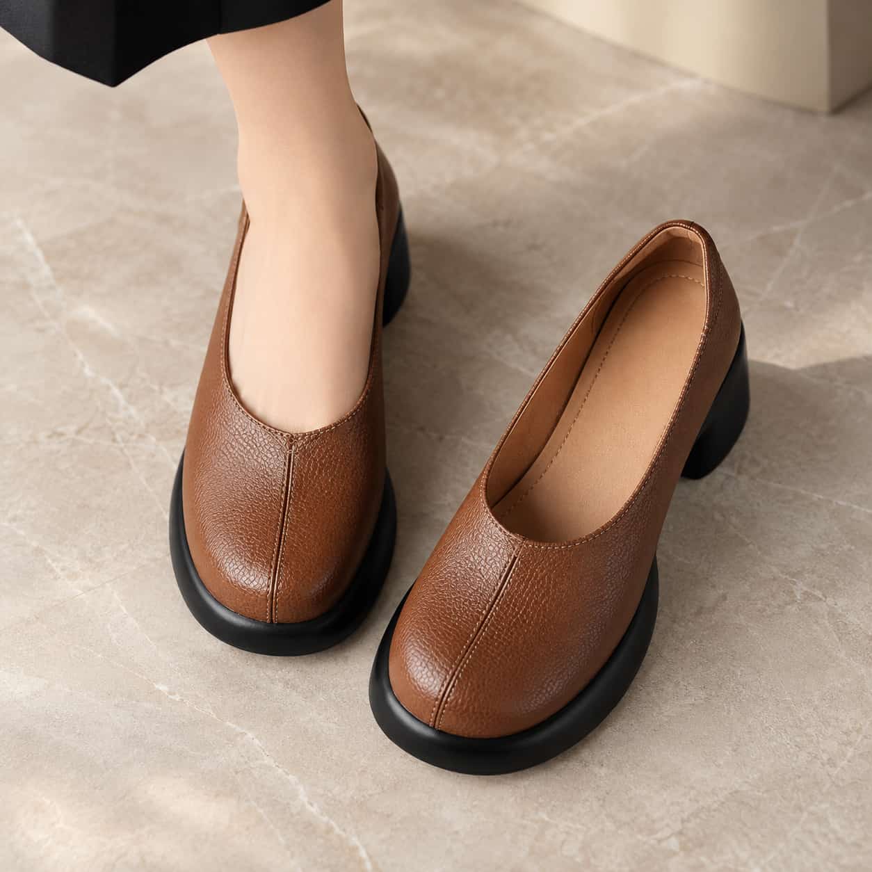 Amber Soft Square Toe - Image 3